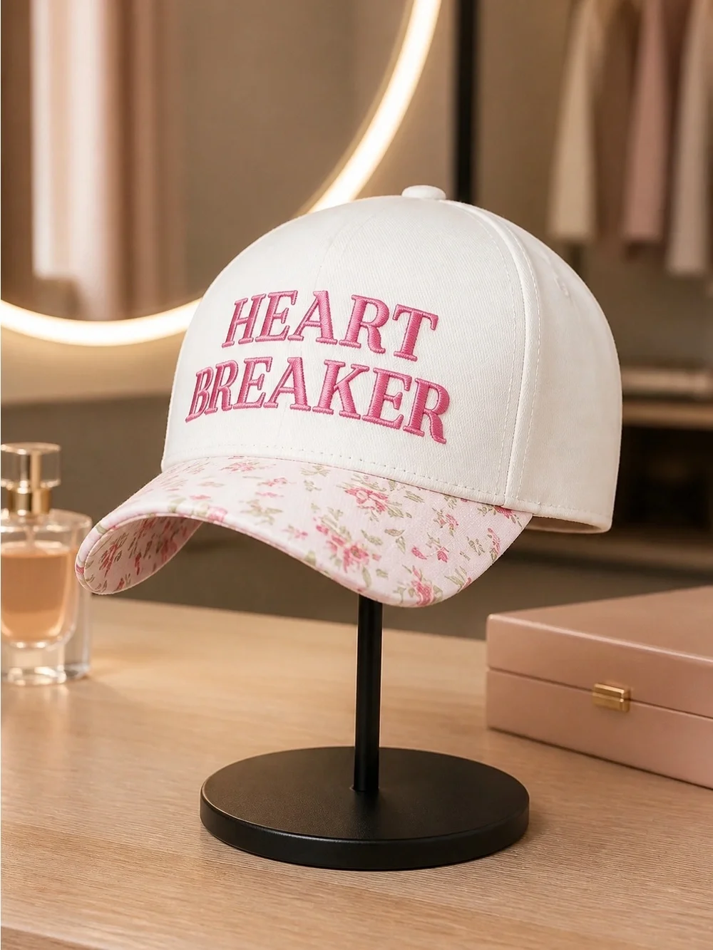 NWT Women’s Trucker Hat Cream and Pink Floral Embroidered HEART BREAKER Cap